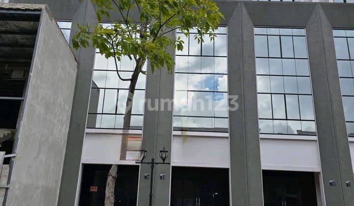 For Sale 4-Story Shop House in Sedayu