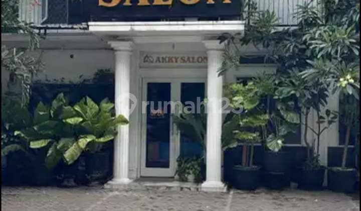 For Sale, House suitable for Business in Kelapa Lilin