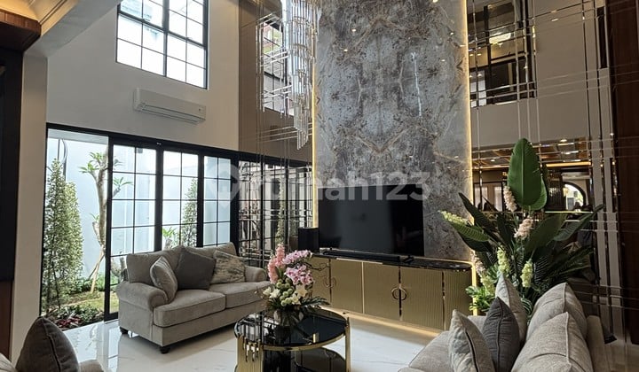 Fully Interior & Furnished Brand New & Luxurious House in Foresta Giardina, BSD City