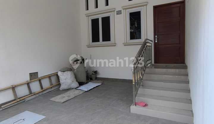 Jual Rumah Di Pademangan 3 Lantai 5x17 Siap Huni Minimalis Baguss