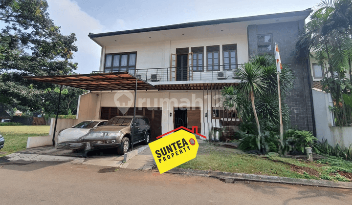 Rumah Mewah di Senayan Bintaro Hadap Taman di Cluster Premium