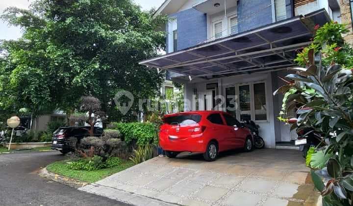 Rumah Cantik 3 Lantai Posis Hook di Bintaro Sektor 9 Puri Bintaro