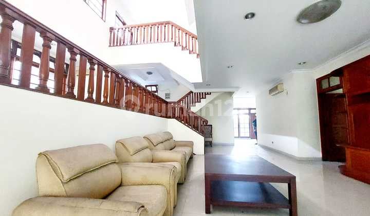 Pondok Indah Rumah Homi Swimming Pool Lebak Bulus Radio Dalam