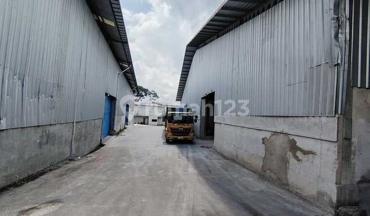 Di Sewakan Gudang Penyimapan Di Salatiaga Dengan Luas 4000m2