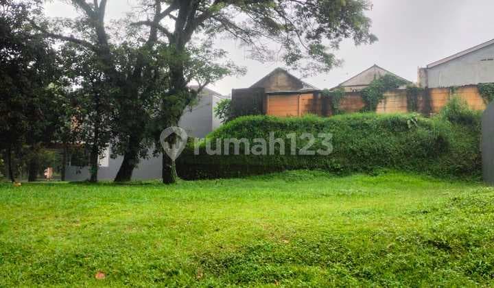 Kavling Hook Kawasan Elite di De Latinos. (88019)