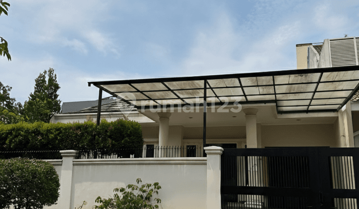 Luxury and Strategic House in Pondok Indah