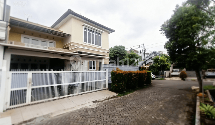 Rumah Hook Eksklusif Siap Huni di Bintaro Sektor 3. (88028)