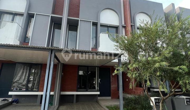 Rumah Kontemporer Modern Tropis Bsd