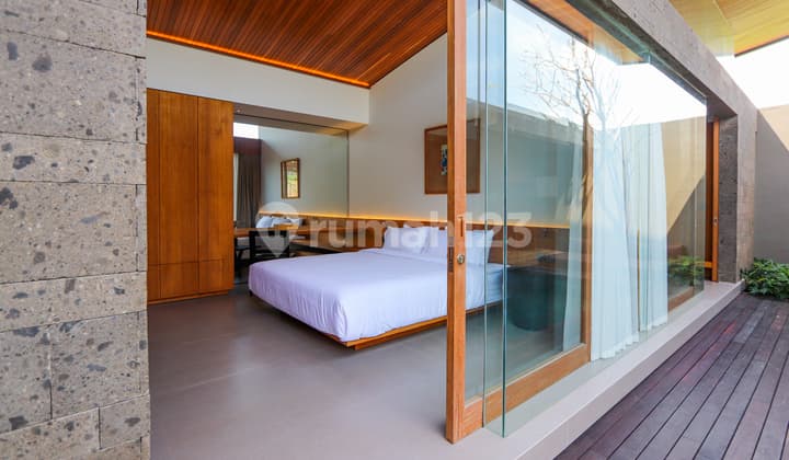 Exclusive 2-Bedroom Freehold/Leasehold Villa in Canggu