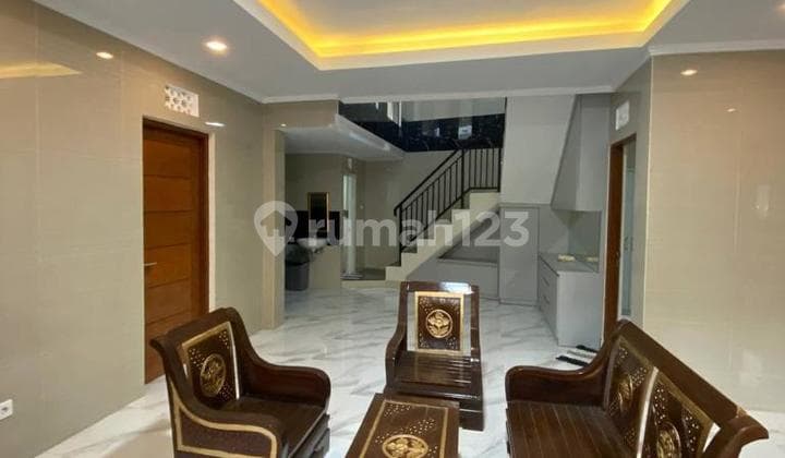 Rumah 2 LANTAI FULL FURNISHED Bagus Peguyangan, Denpasar