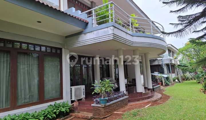 Rumah Kedoya Elit, Luas, Full Furnished.