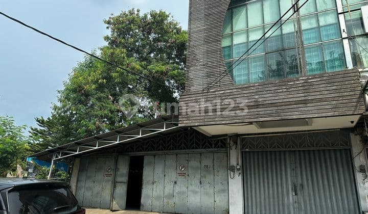 Jual Shophouse Lokasi Strategis di Jakarta Barat