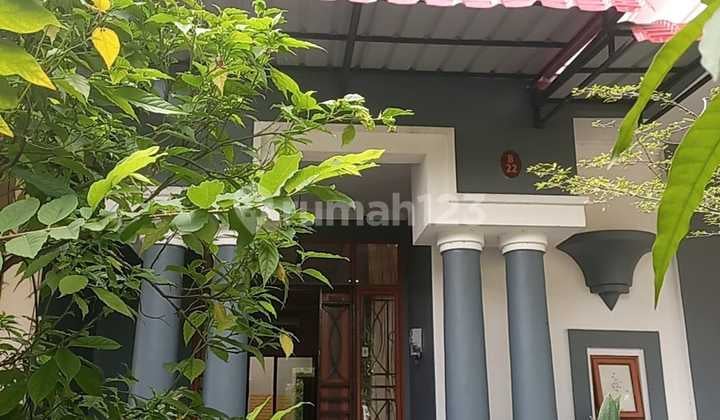 Dijual Cepat - Harga Nego! Rumah 2 Lantai Casablanca - Sebrang Rs Awal Bros