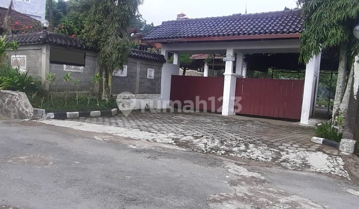 For Sale Villa at the Foot of Mount Slamet, Strategic and Scenic Location #Wy38