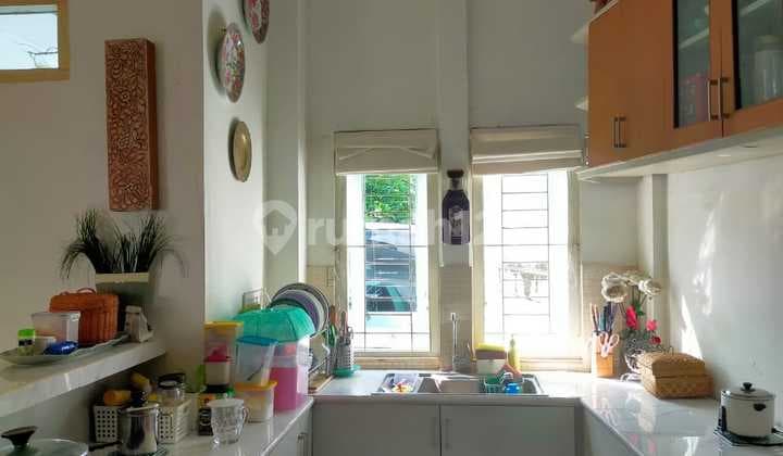 Rumah 2 Lantai Jimbaran Taman Griya SHM IMB Lengkap Strategis