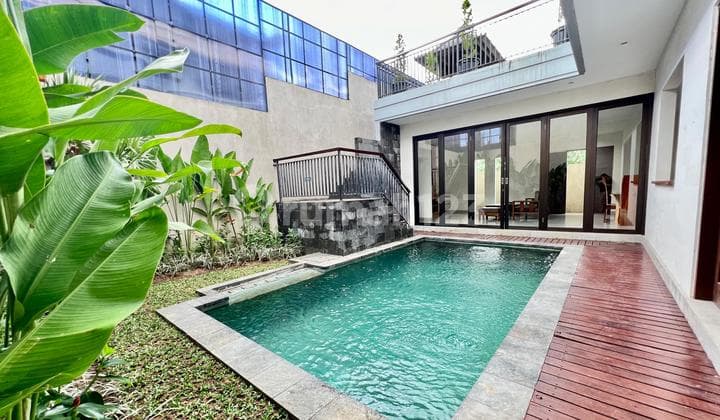 Modern Villa Premium Area Seminyak Furnished Strategis Shm Asri