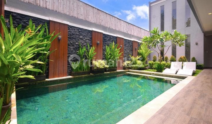 Villa Fully Furnished Canggu Strategis SHM Slfon Hand No Banjir