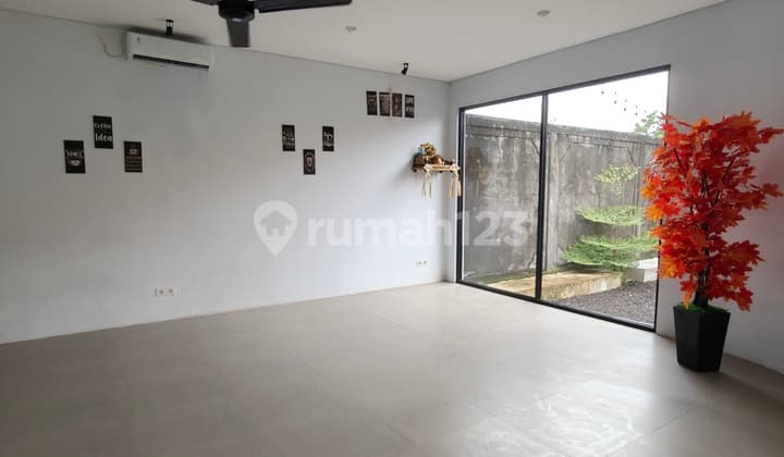 Coffee Shop Baru Tahunan Strategis Nyaman Lingkungan Villa dan