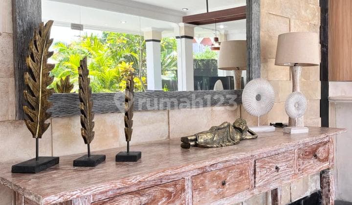 Beautiful 3-Bedroom Villa Umalas Fully Furnished Strategic Flood-Free