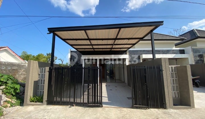 Rumah Proses Bangun Sambiroto 3 Kamar Tidur