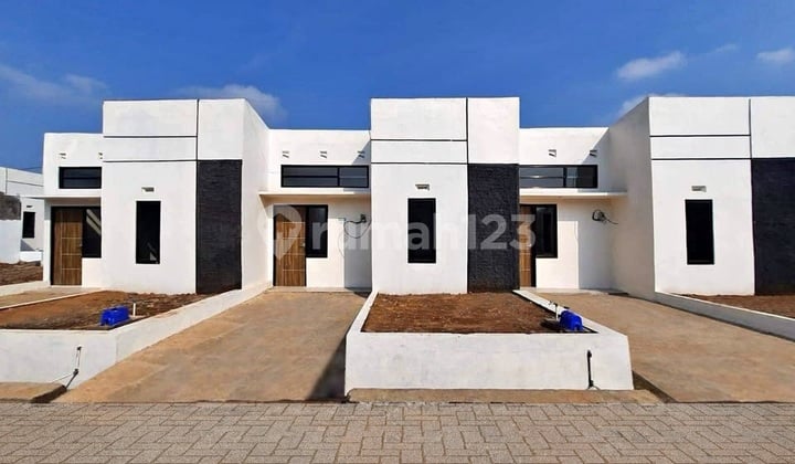 Rumah 2 Kamar Tidur Dengan Dinding Bata Merah