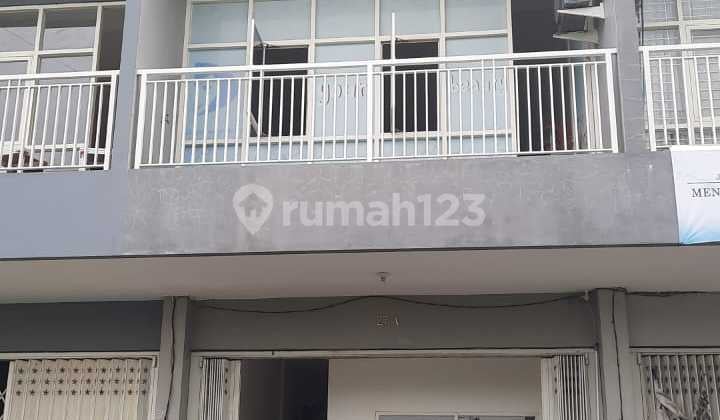 Ruko 3 Lt Siap Pakai di Raya Dian Istana Sangat Cocok untuk Bisnis Investasi Klinik, Spa, Apotik, Cafe, Laundry, Salon Dll