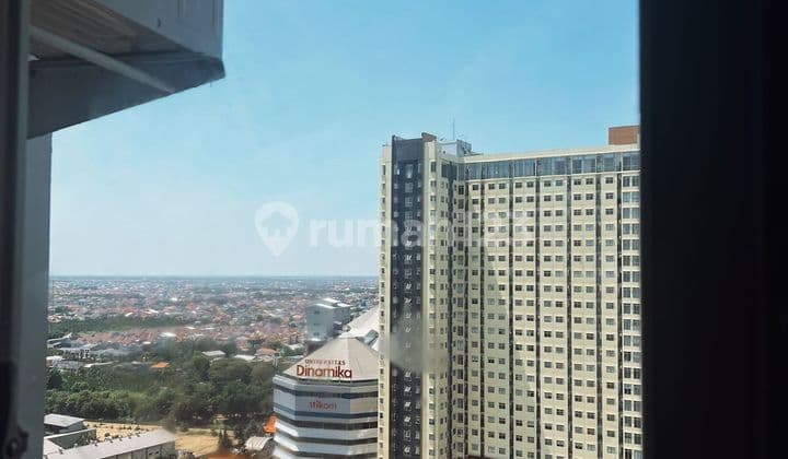 Bale Hinggil View Mountain Apartment in Merr