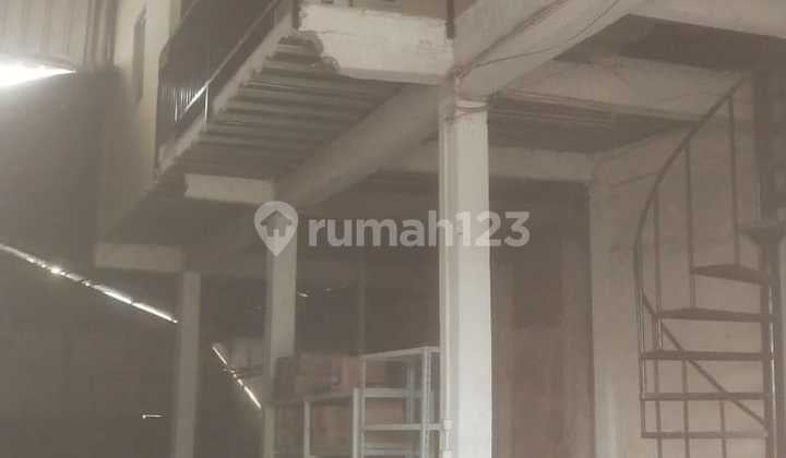 Di Sewa Gudang