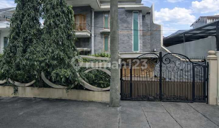 Jual Rumah Mewah di Boulevard Puri Indah