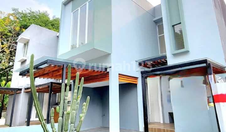 Di Jual Rumah 2 Lantai di Kebayoran Piazza Bintaro