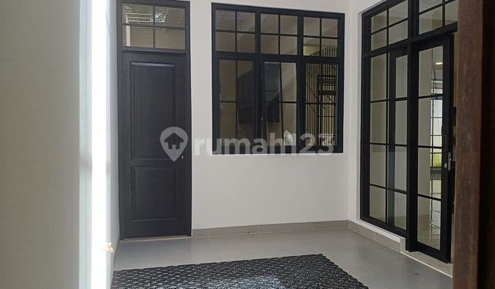 Rumah 2 Lantai Di Terogong Gandaria Jaksel