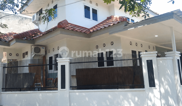 2-Story House in Sector 9 Bintaro Near McDonald's