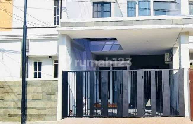 Rumah Area Wiyung Dekat Citraland Graha Family Pakuwon Surabaya Barat