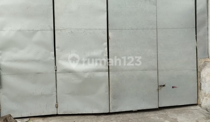 House in Kedung Cowek Area Near Kenjeran Pakuwon City East Surabaya