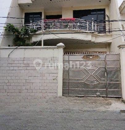 Rumah Klasik Dekat Raya Kenjeran Kembang Jepun Surabaya Timur