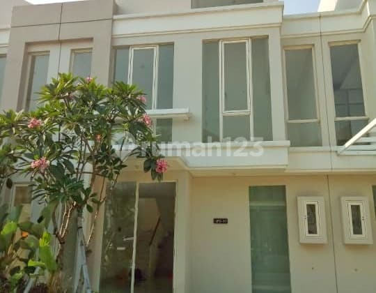 Rumah Grand Pakuwon Dekat Citraland Sukomanunggal Margomulyo Surabaya Barat
