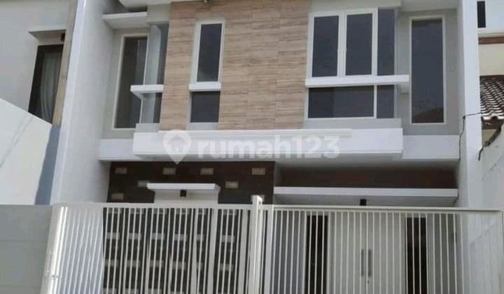 Rumah Minimalis Modern Purimas Dekat Raya Merr Rungkut Surabaya Timur