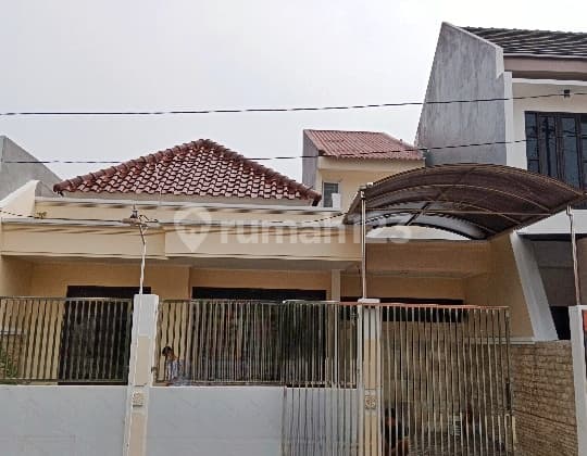 Rumah Minimalis Modern Mulyosari Dekat Pakuwon City Surabaya Timur