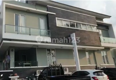 Dijual Rumah Kos 20 Kamar di Villa Permata Lippo Karawaci, Tangerang