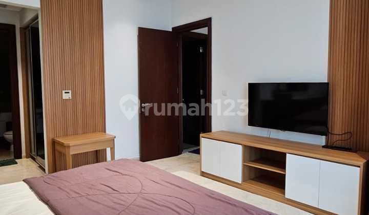 Di Jual Essence Darmawangsa 2BR + 1BR Maid, Private Lift, 134 m² Full Furnished