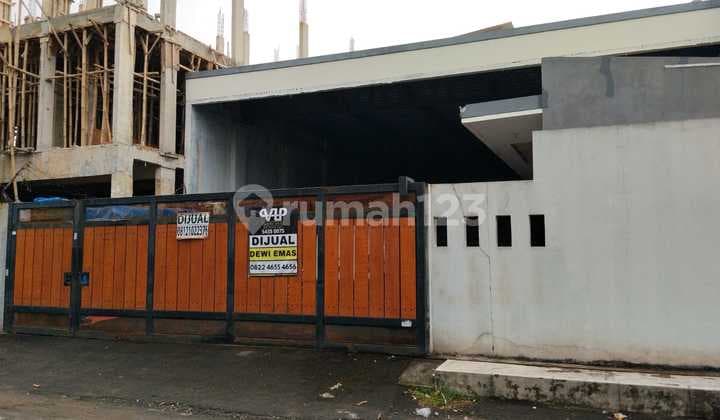 Rumah Lama di Komp Puri Gardena Kalideres Jakarta Barat