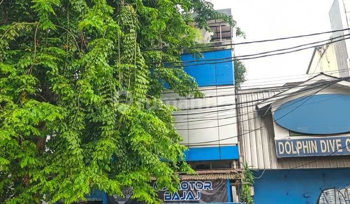 Ruko 3lt Komersil Di Jl Sultan Iskandar Kby Lama Jakarta Selatan