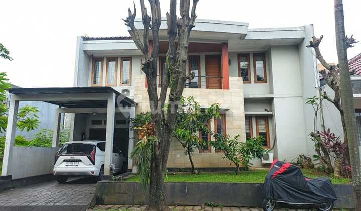 Rumah 2Lt di Jl Puri Selatan Iii Bintaro Tangerang
