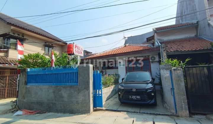 Rumah Dipakai Usaha di Jl Kubis Kby Baru Jakarta Selatan