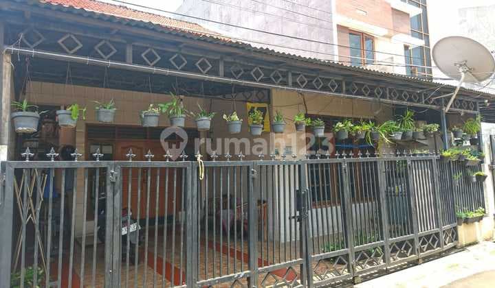 Rumah Cck Kost di Jl H Zaini Gandaria Jakarta Selatan
