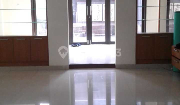 Dijual rumah Taman Himalaya
