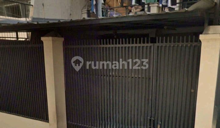 For Rent 2½ Story House in Rawa Belong, Suitable for Business