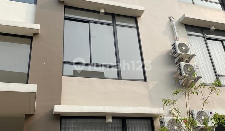 Rumah Green Royal - Lantai 3 (Ukuran 5x9.56 m)