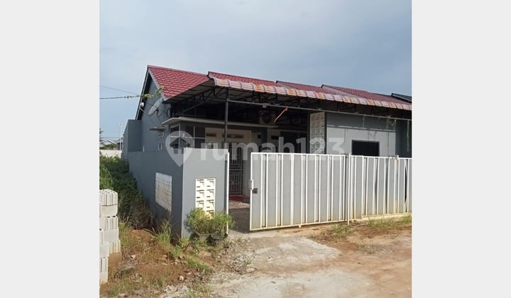 Rumah Type 70 Siap Huni, Bonus Furnitur & Harga Terjangkau!