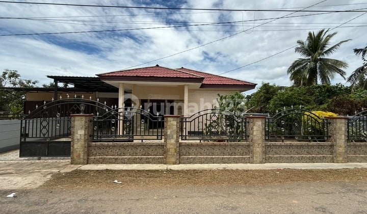 Rumah + Tanah 1150 m² Bonus 2 Kios, Cocok untuk Usaha & Investasi